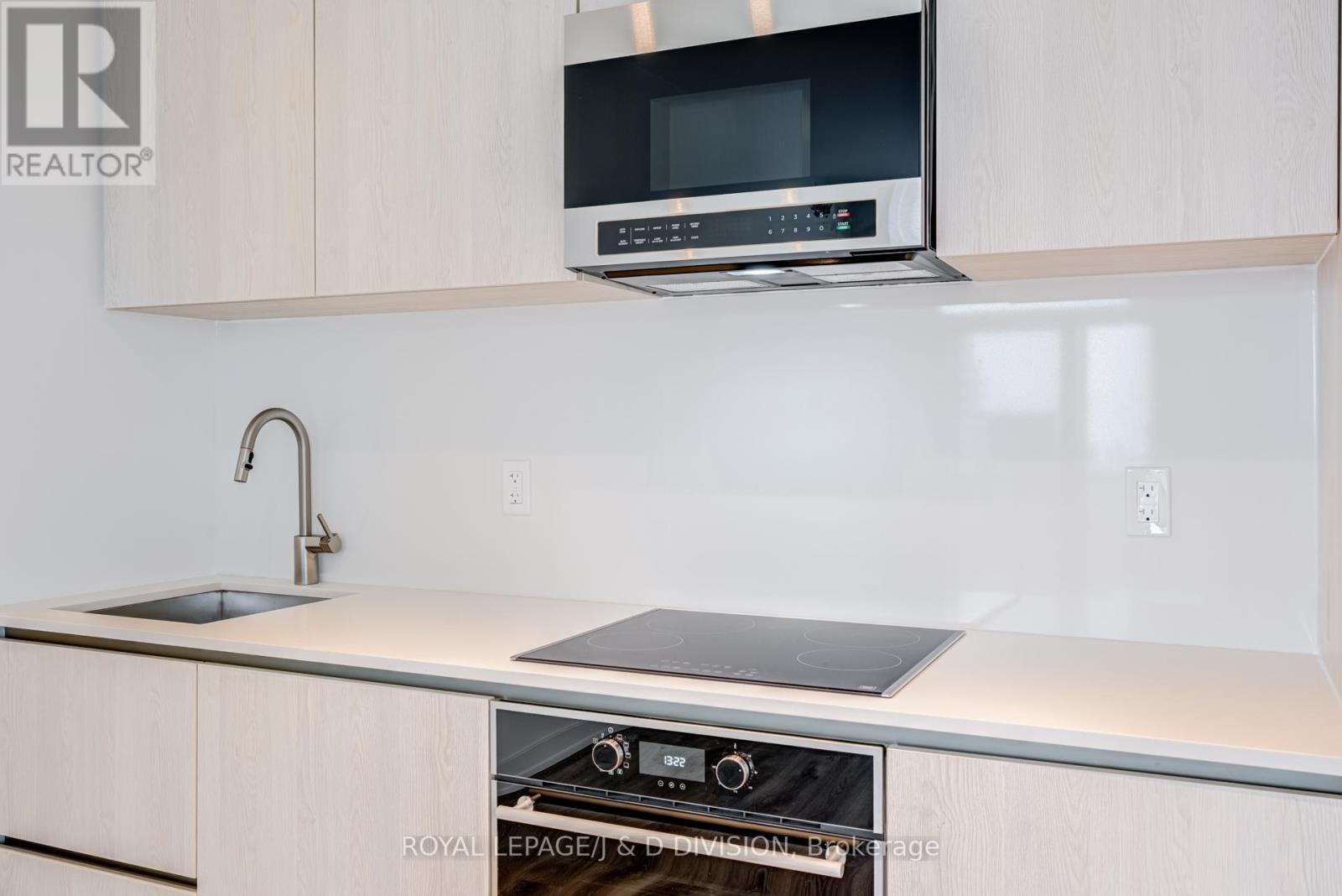 3112 - 110 Broadway Avenue, Toronto, Ontario  M4P 1V7 - Photo 8 - C12947656