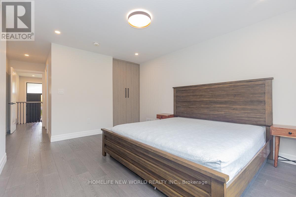 37 Shouldice Court, Toronto, Ontario  M2L 2S3 - Photo 31 - C12947736