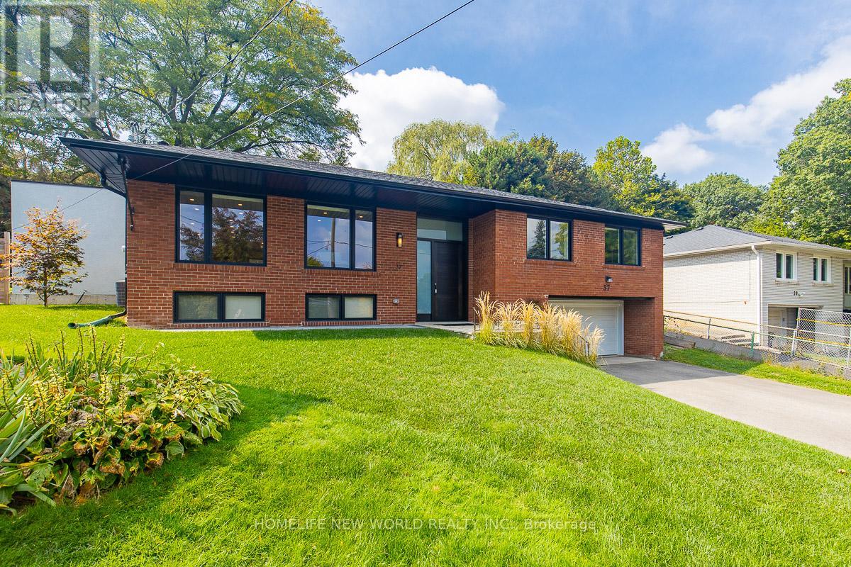 37 Shouldice Court, Toronto, Ontario  M2L 2S3 - Photo 6 - C12947736