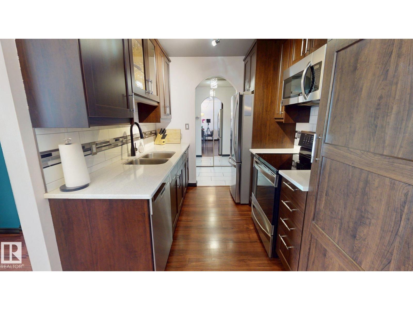 #421 10511 19 Av Nw Nw, Edmonton, Alberta  T6J 5S8 - Photo 4 - E4480128