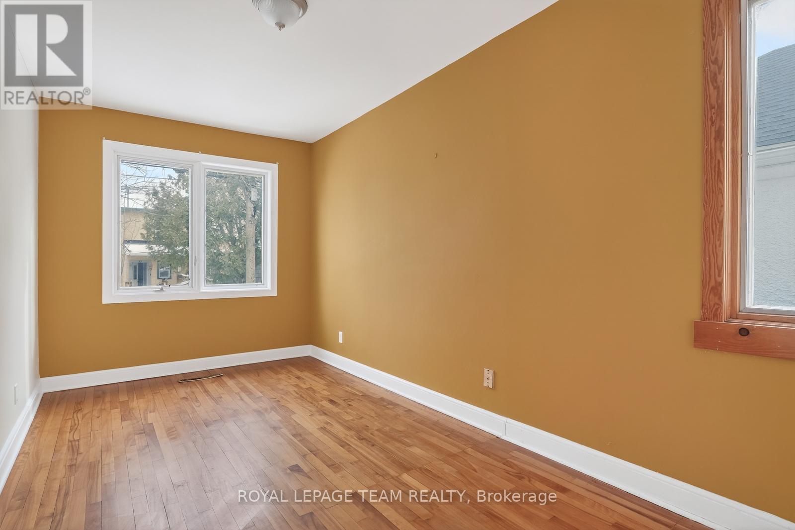 336 Ducharme Boulevard, Ottawa, Ontario  K1L 6T6 - Photo 14 - X12947500