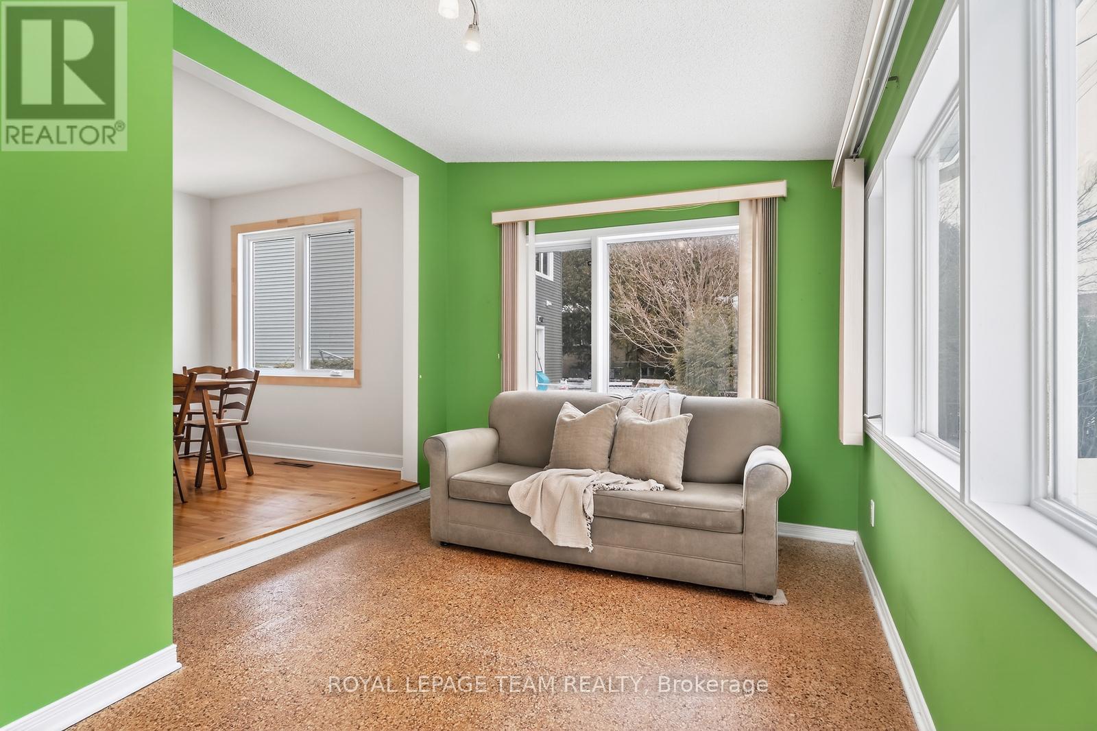 336 Ducharme Boulevard, Ottawa, Ontario  K1L 6T6 - Photo 18 - X12947500