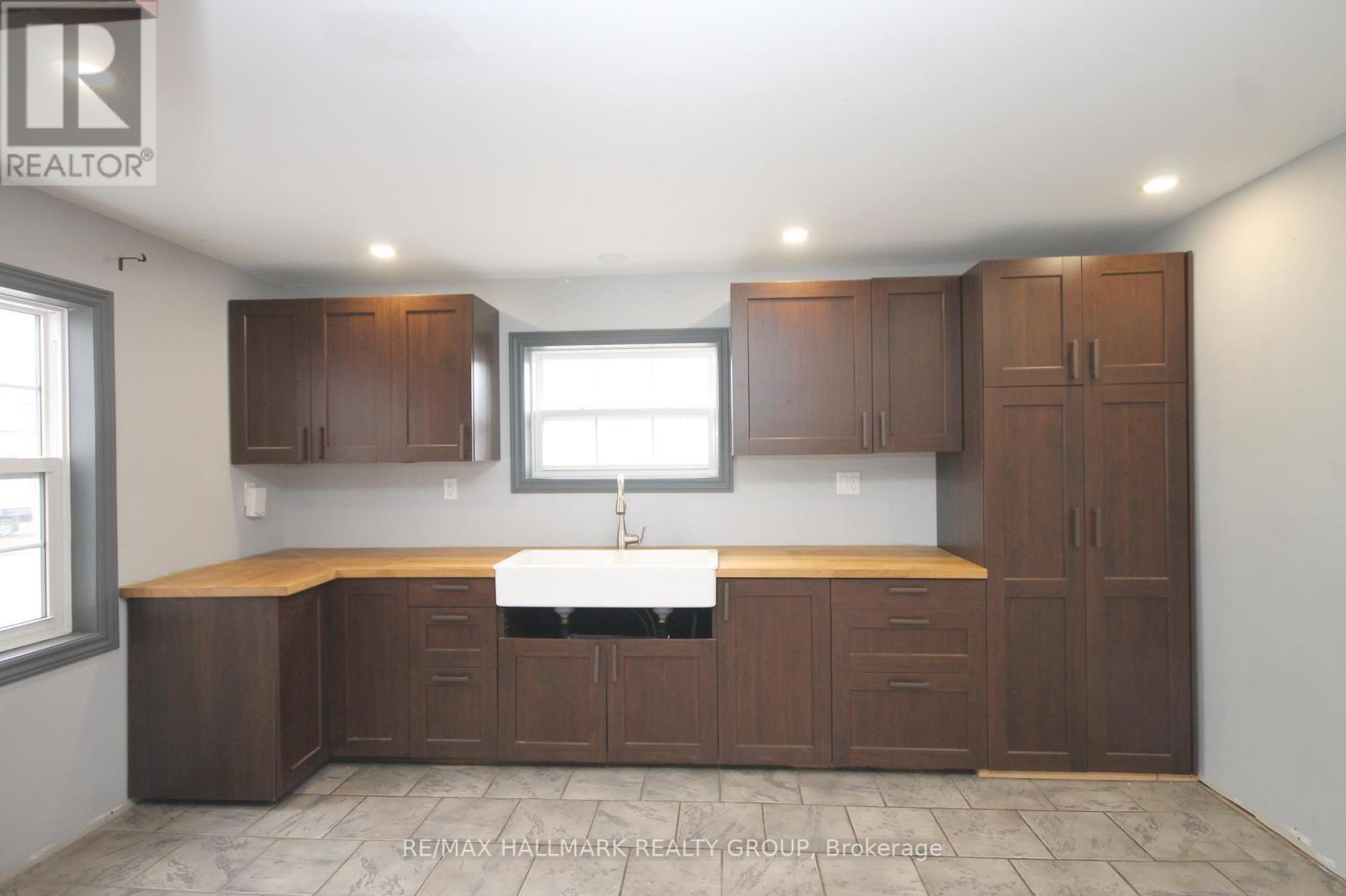 74 Mcgonigal Street W, Arnprior, Ontario  K7S 2R8 - Photo 10 - X12947738