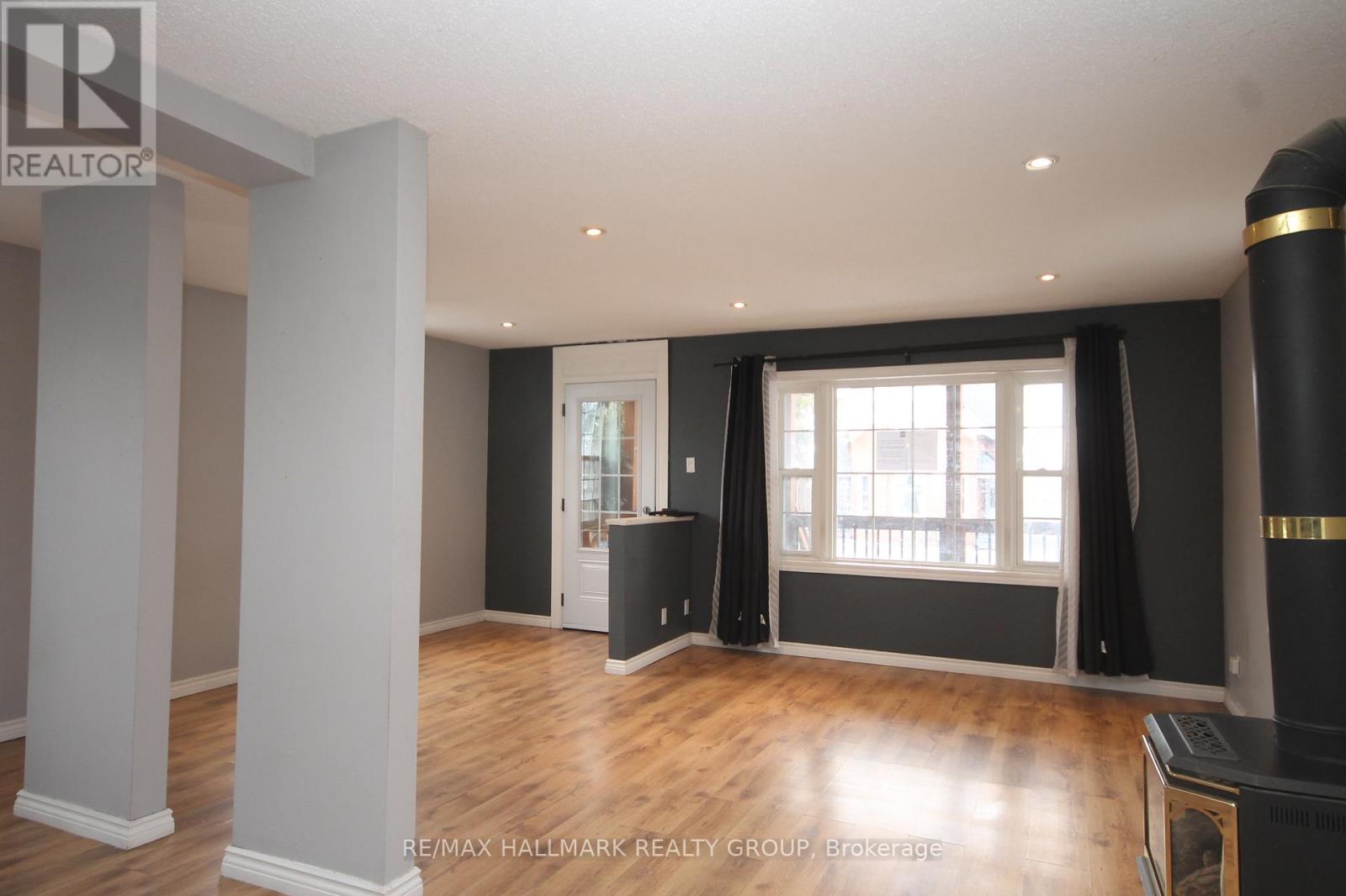 74 Mcgonigal Street W, Arnprior, Ontario  K7S 2R8 - Photo 7 - X12947738