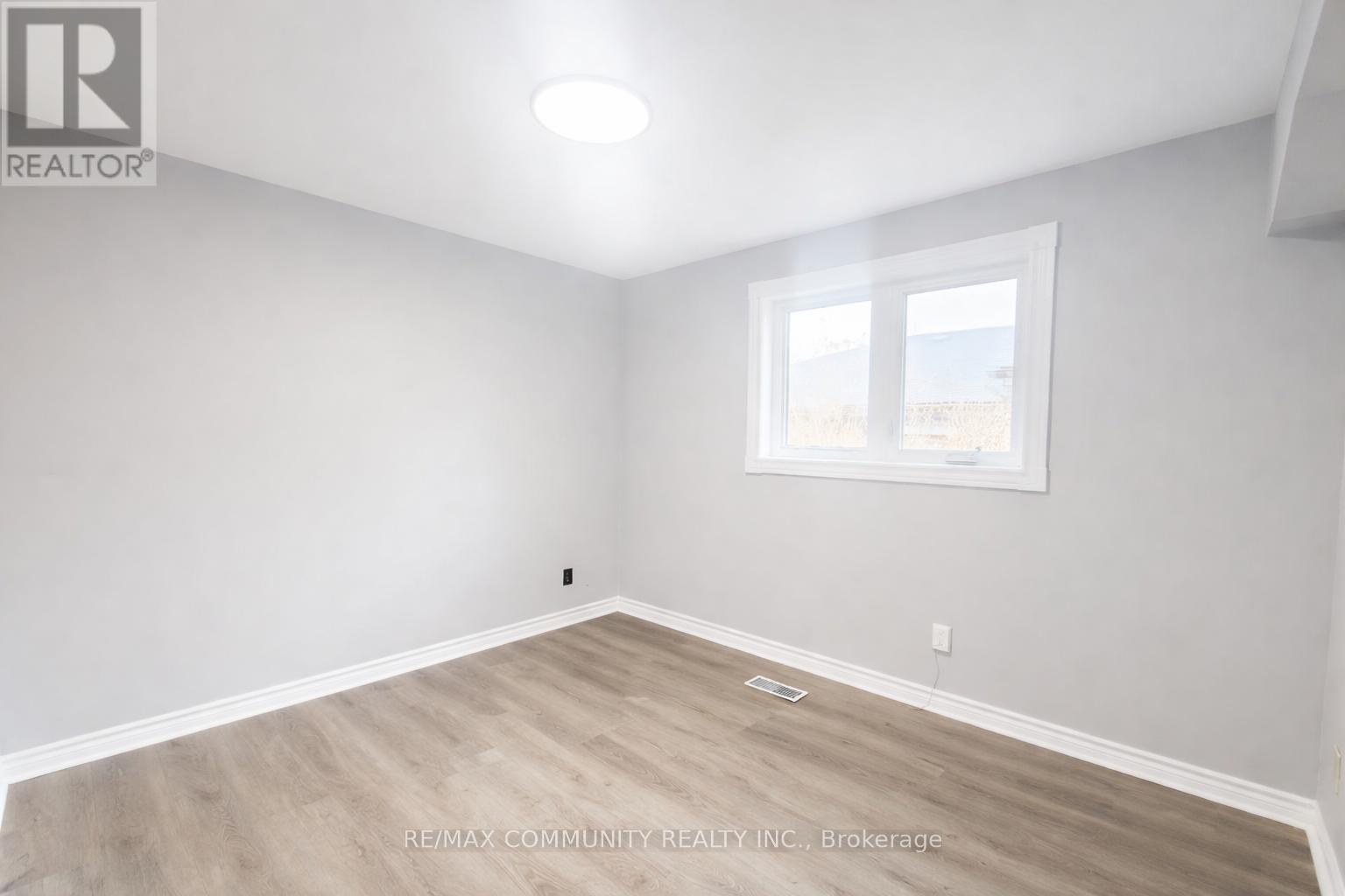 Main - 70 Brantwood Drive, Toronto, Ontario  M1H 2G6 - Photo 17 - E12947476