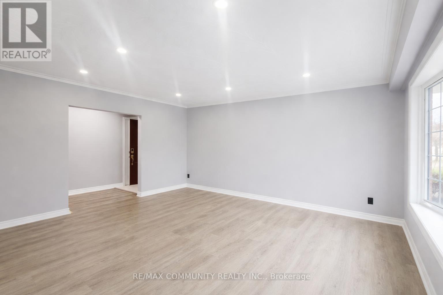 Main - 70 Brantwood Drive, Toronto, Ontario  M1H 2G6 - Photo 5 - E12947476