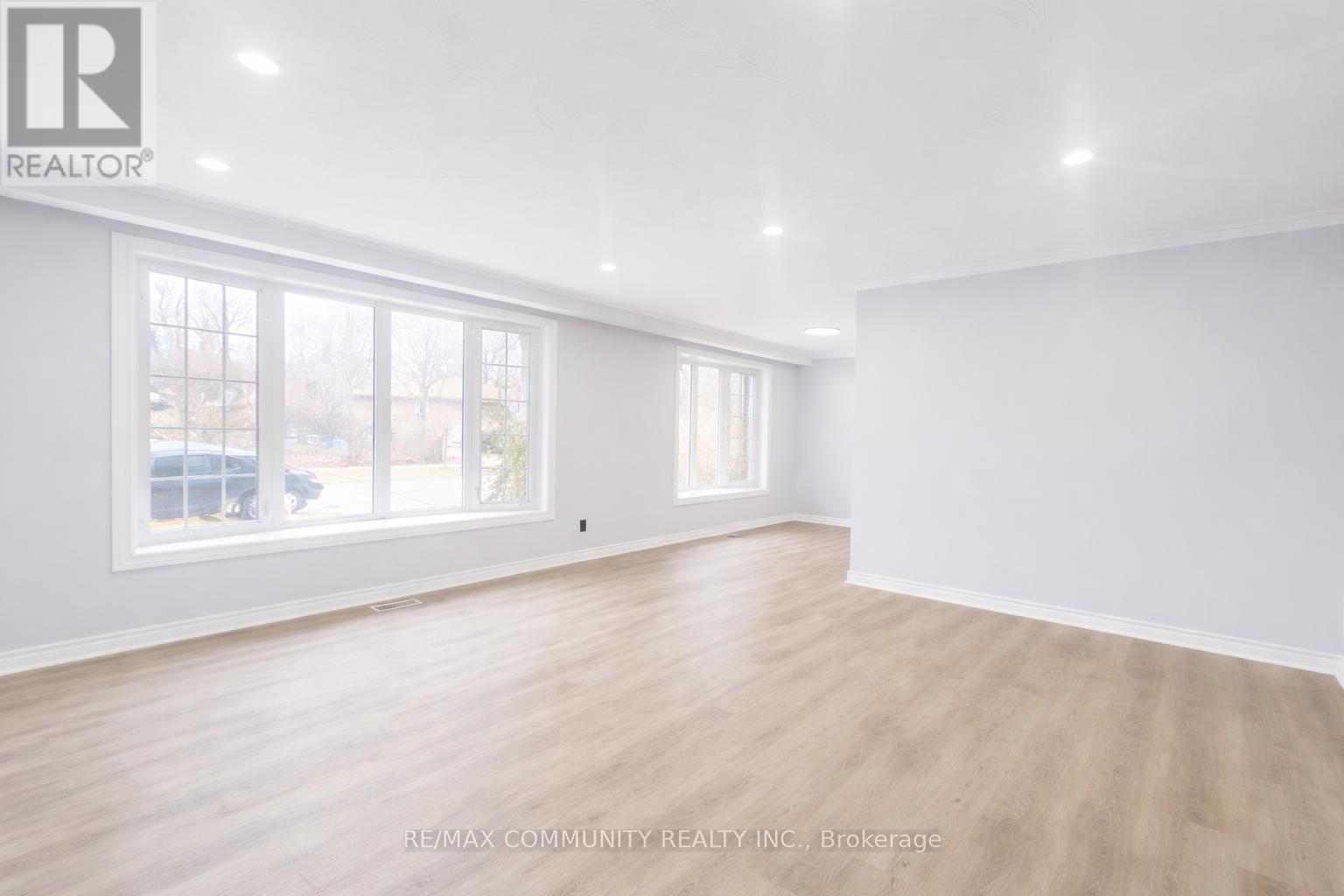 Main - 70 Brantwood Drive, Toronto, Ontario  M1H 2G6 - Photo 7 - E12947476