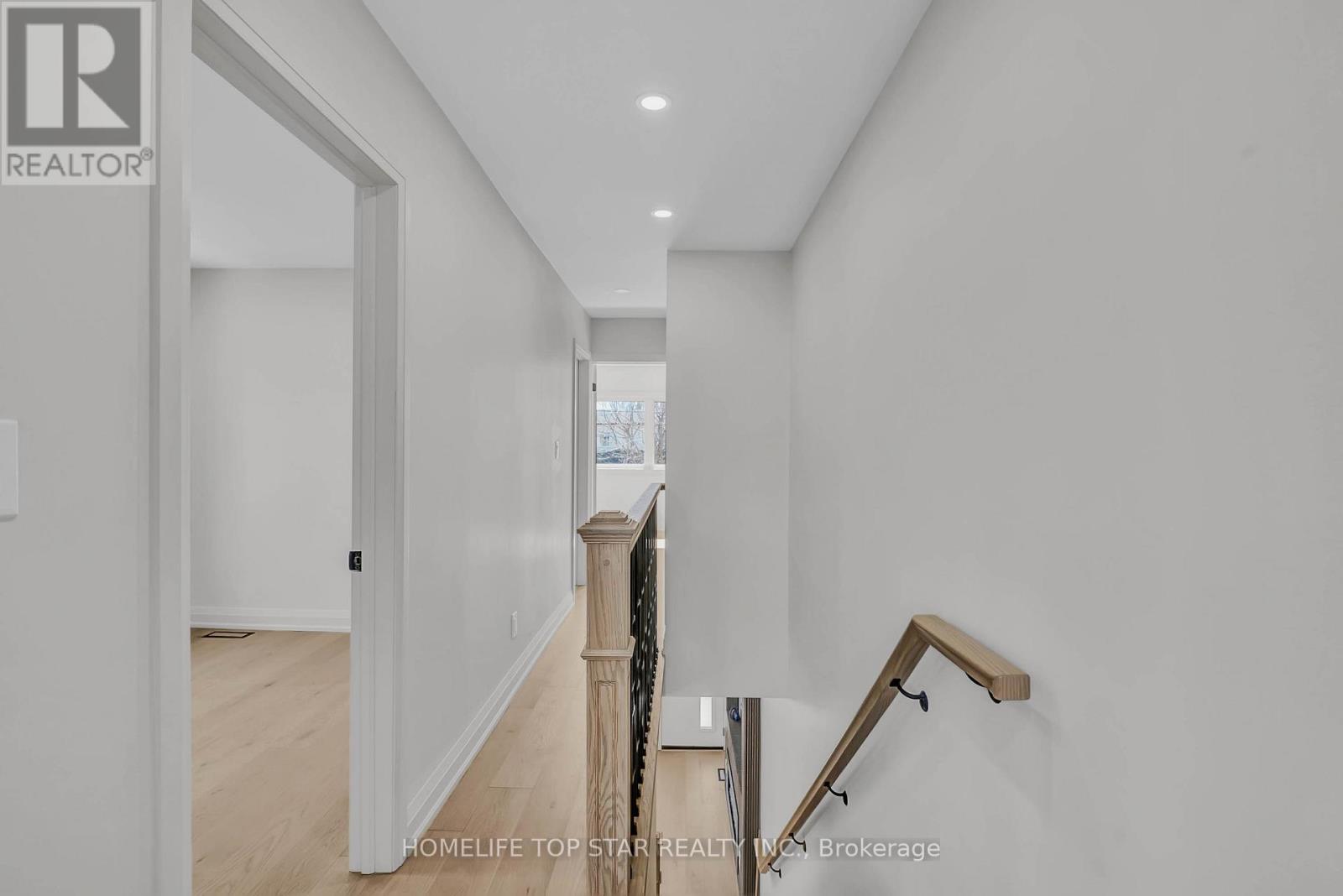 56 Mortimer Avenue, Toronto, Ontario  M4K 2A1 - Photo 19 - E12947486