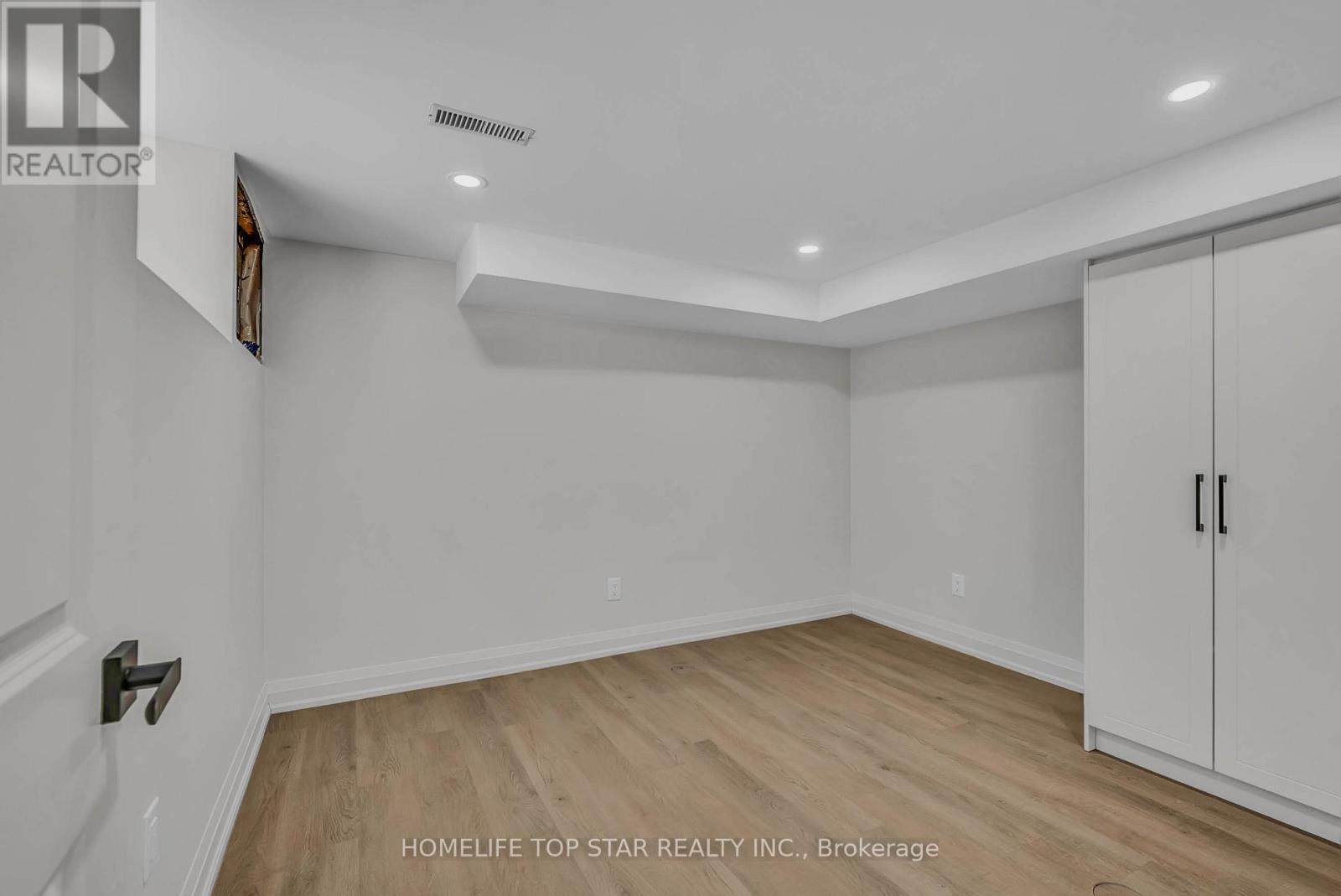 56 Mortimer Avenue, Toronto, Ontario  M4K 2A1 - Photo 33 - E12947486