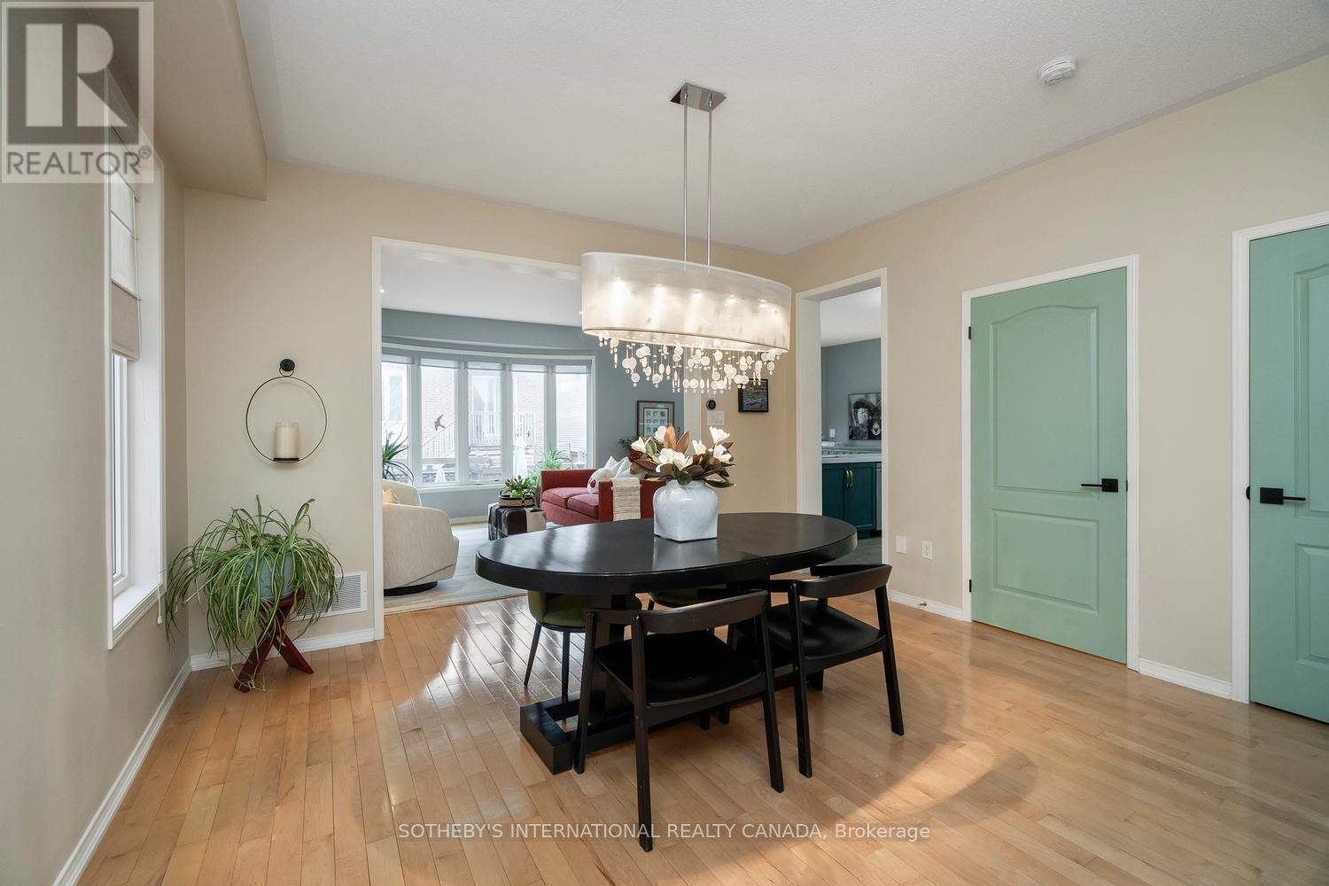 114 Strandmore Circle, Whitby, Ontario  L1M 0C2 - Photo 6 - E12947710