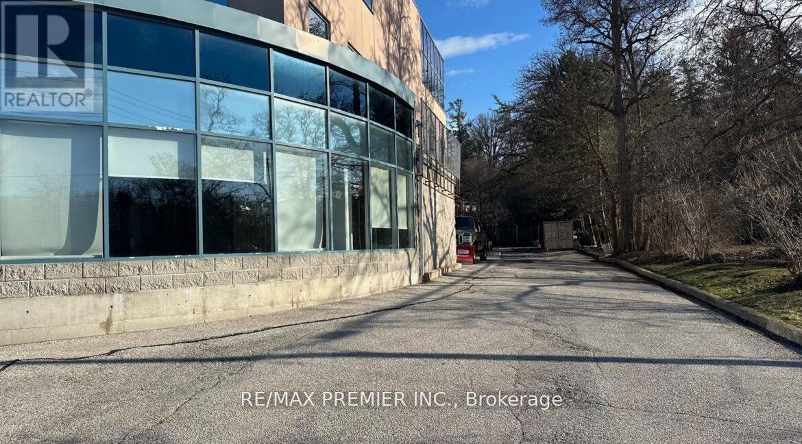 105 - 8077 Islington Avenue, Vaughan, Ontario  L4L 7X7 - Photo 4 - N12947562