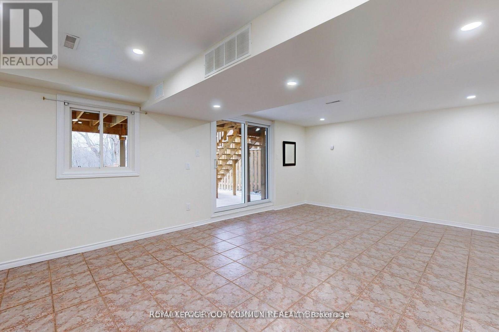 Bsmnt - 136 Woodcroft Lane, Vaughan, Ontario  L4L 6T4 - Photo 11 - N12947566