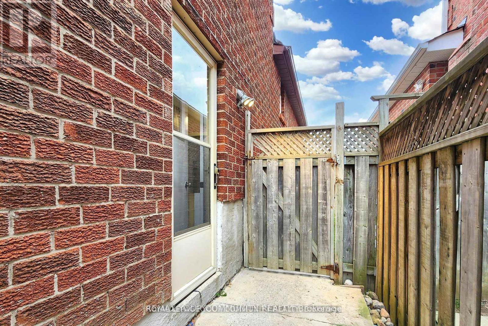 Bsmnt - 136 Woodcroft Lane, Vaughan, Ontario  L4L 6T4 - Photo 22 - N12947566