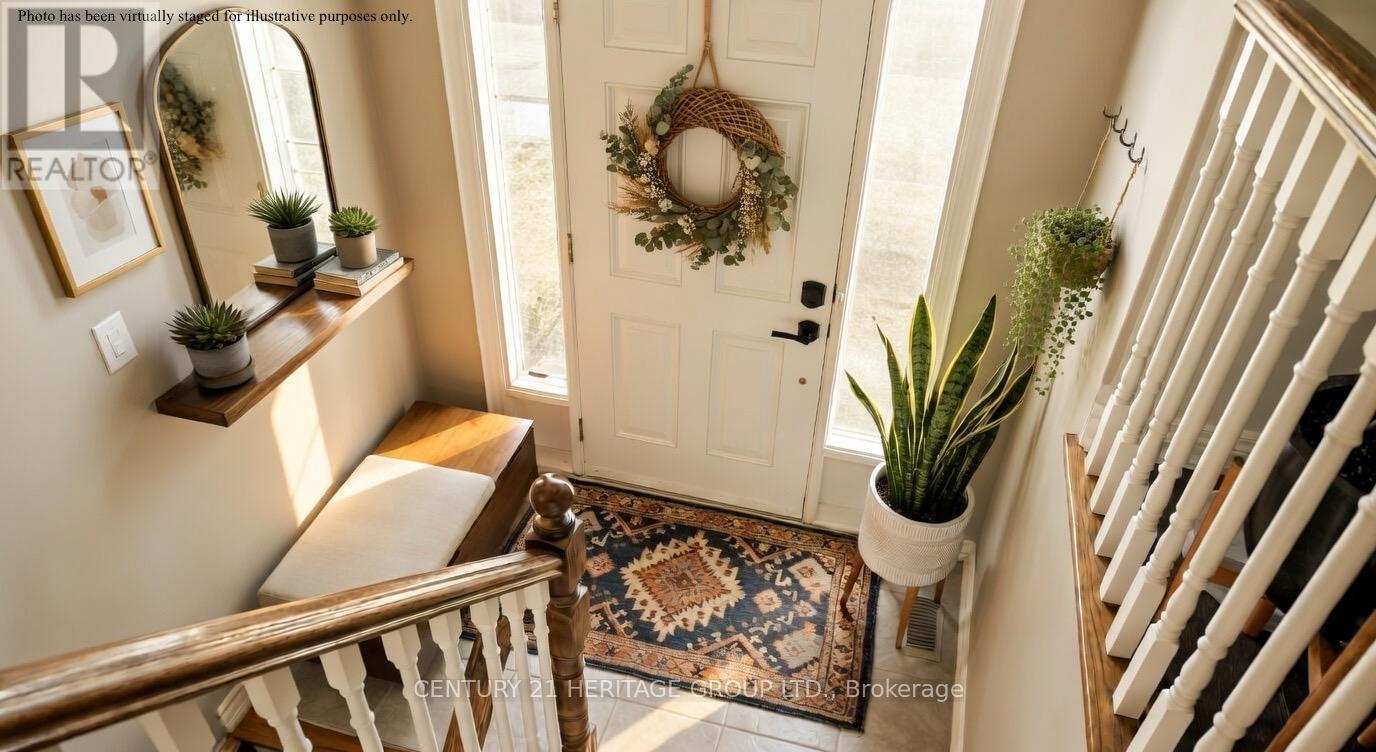 12 Smith Street, Bradford West Gwillimbury (Bradford), Ontario  L3Z 3C9 - Photo 4 - N12947588