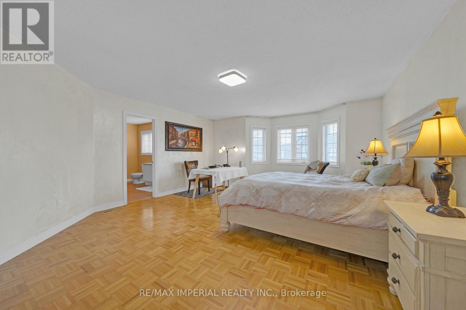 39 Monte Cristi Street S, Vaughan, Ontario  L6A 3H8 - Photo 25 - N12947626