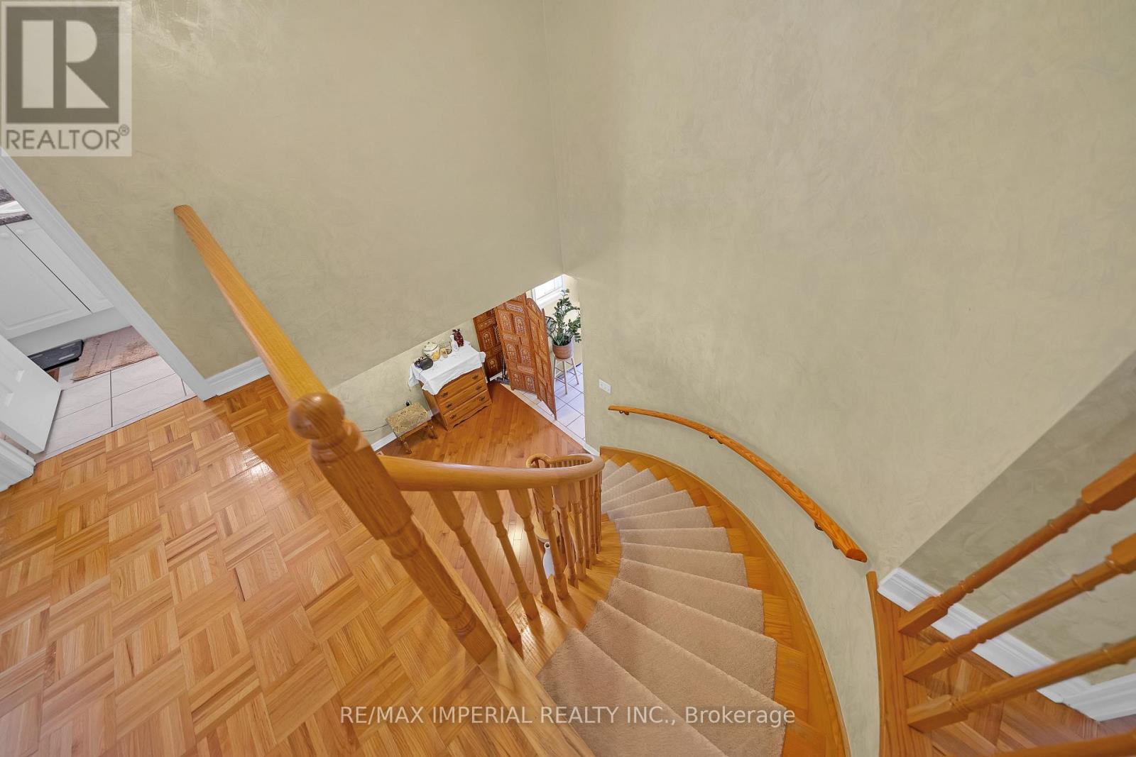 39 Monte Cristi Street S, Vaughan, Ontario  L6A 3H8 - Photo 33 - N12947626