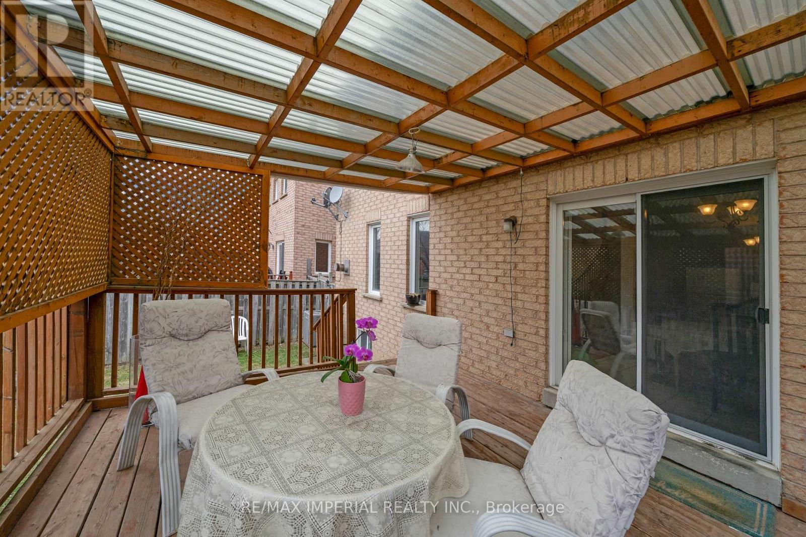 39 Monte Cristi Street S, Vaughan, Ontario  L6A 3H8 - Photo 38 - N12947626