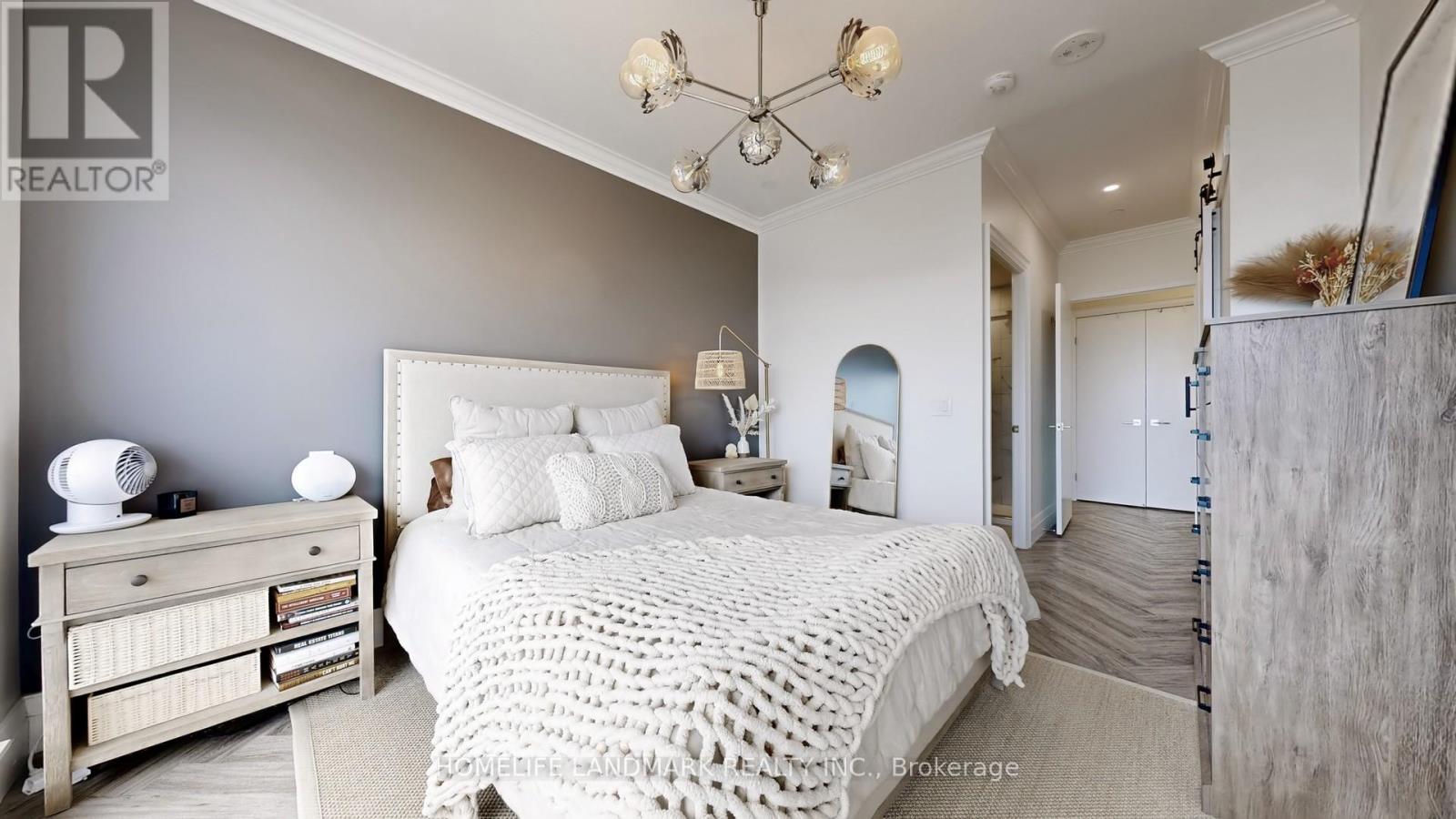 812 - 6 David Eyer Road, Richmond Hill, Ontario  L4S 0N5 - Photo 9 - N12947692