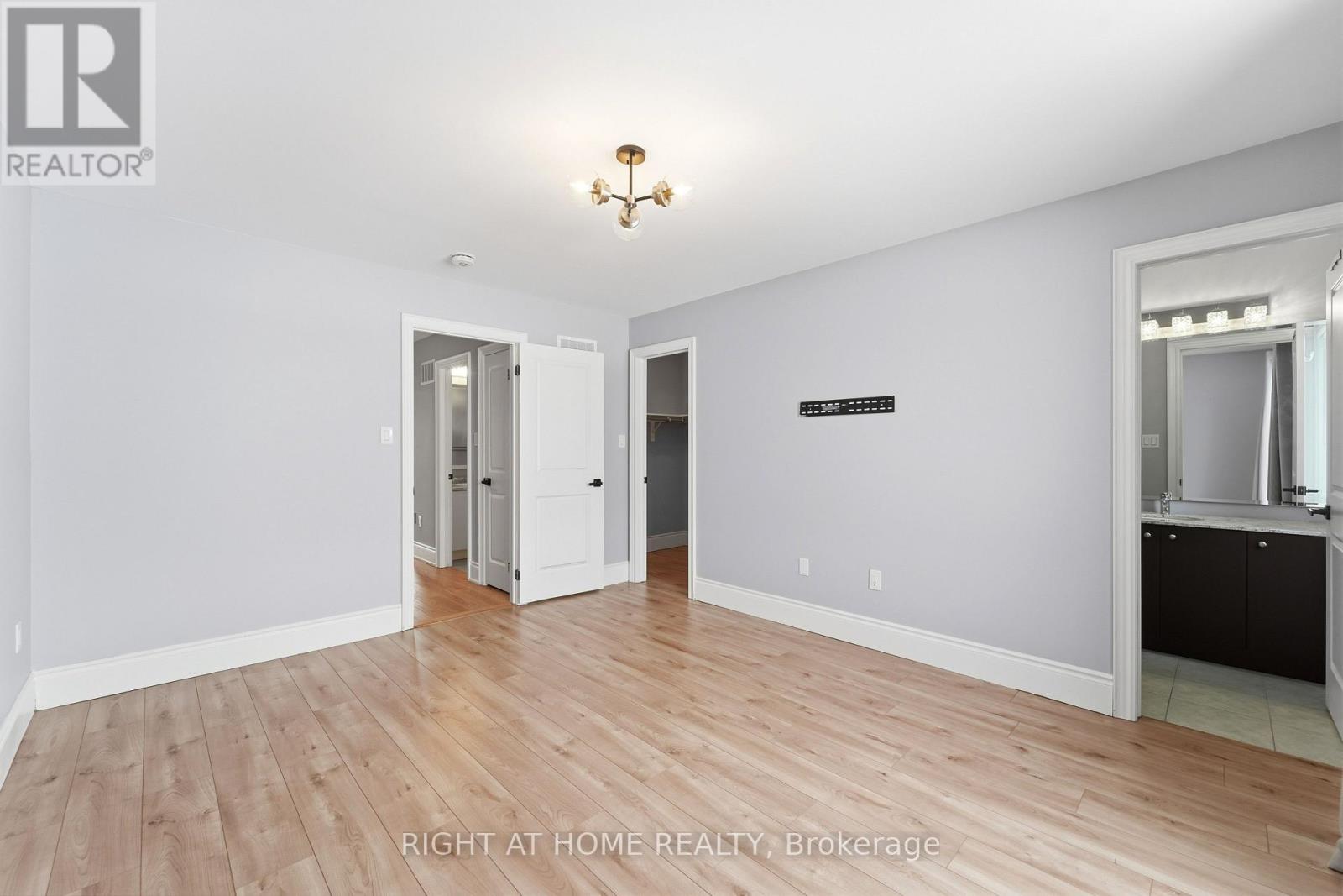 57 Drover Circle, Whitchurch-Stouffville, Ontario  L4A 7G4 - Photo 29 - N12947704