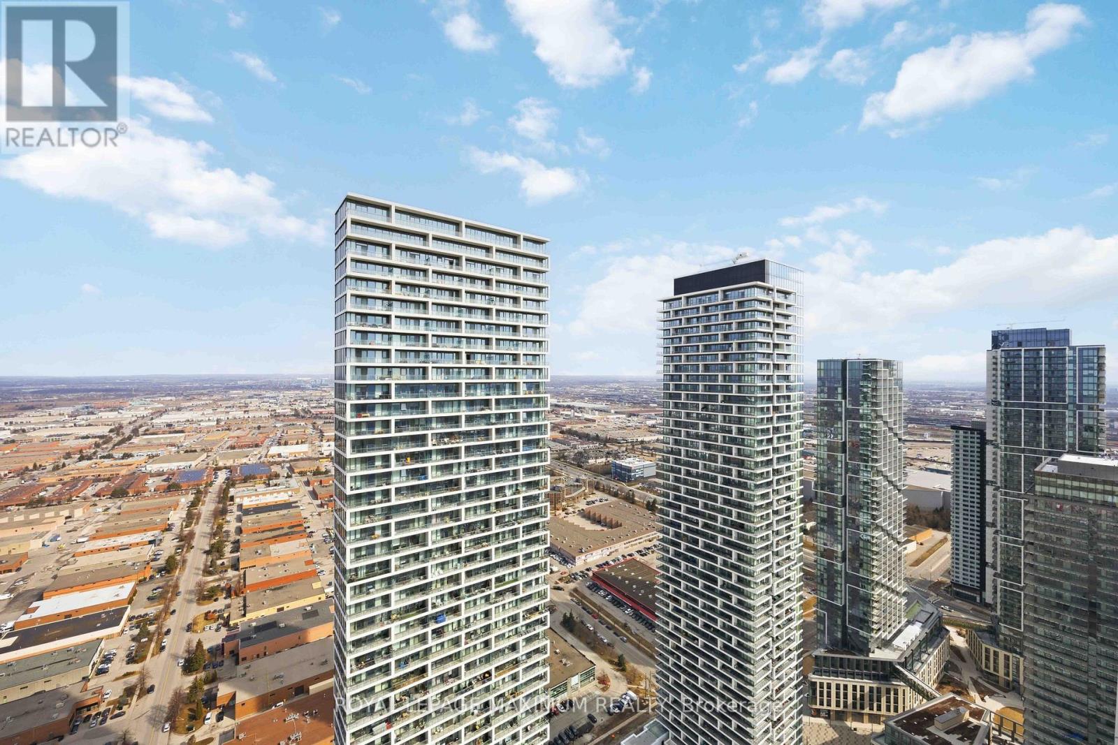 5512 - 5 BUTTERMILL AVENUE, Vaughan, Ontario