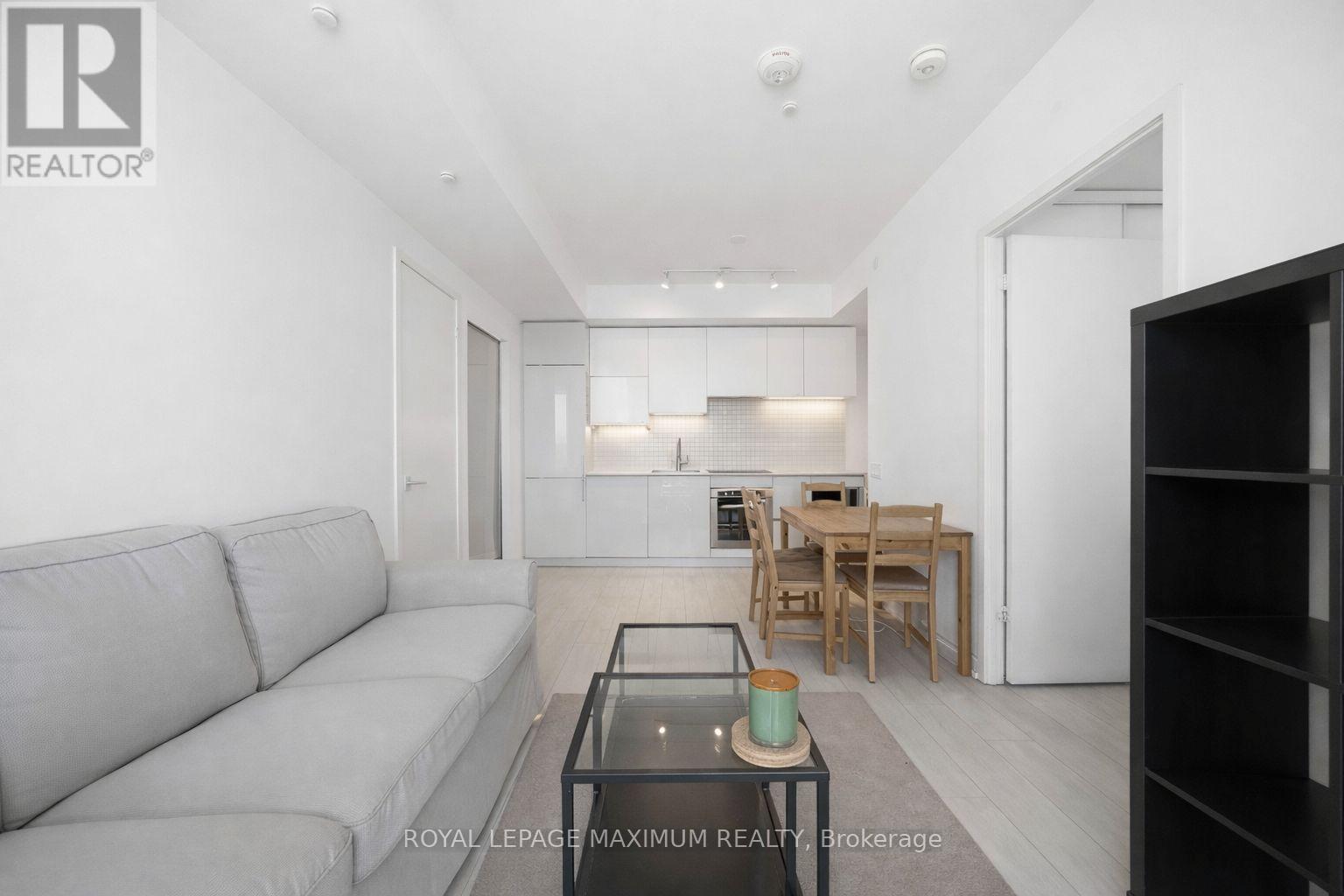 5512 - 5 Buttermill Avenue, Vaughan, Ontario  L4K 0J5 - Photo 7 - N12947768