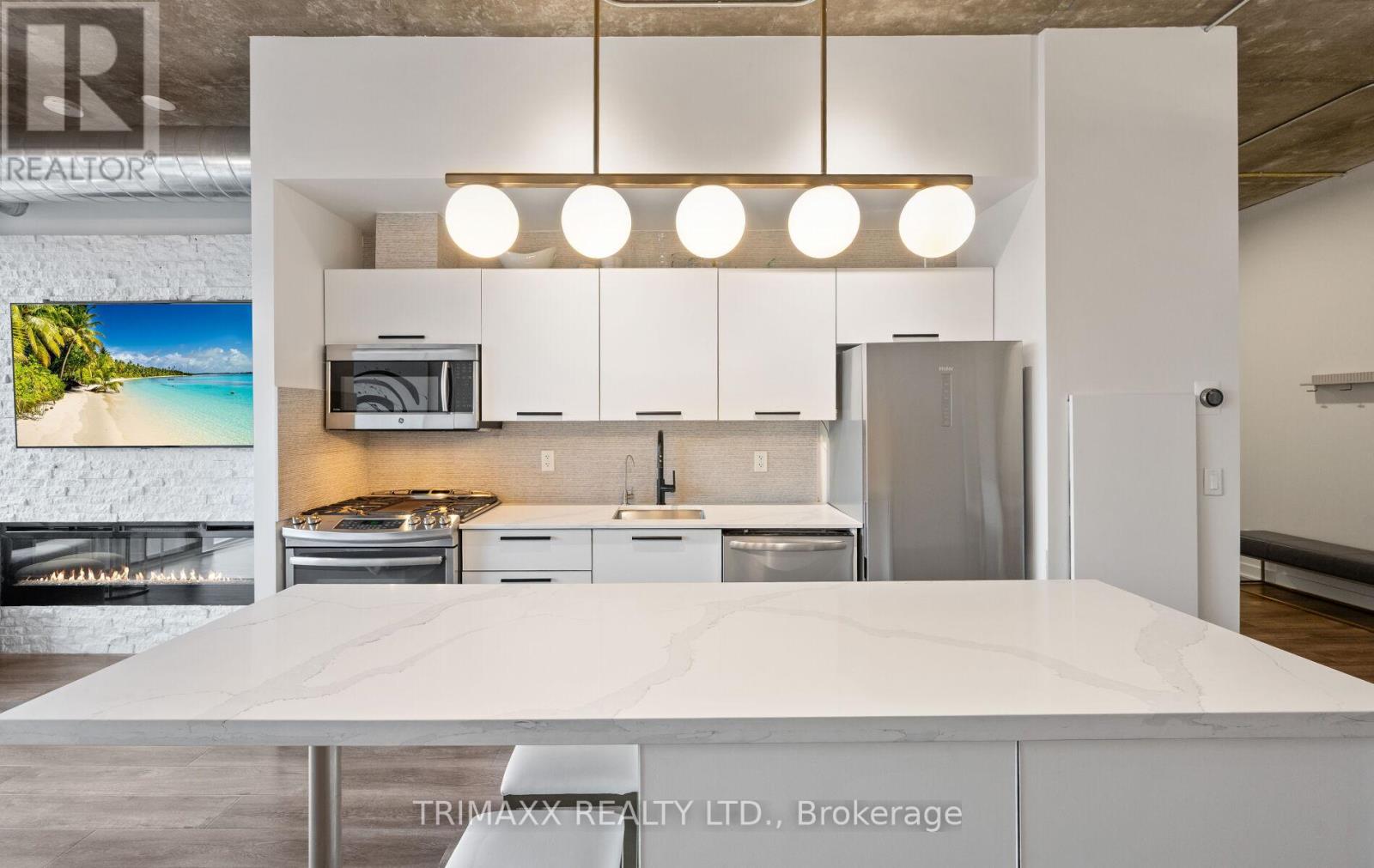 403 - 60 Bathurst Street, Toronto, Ontario  M5V 2P4 - Photo 7 - C12945840