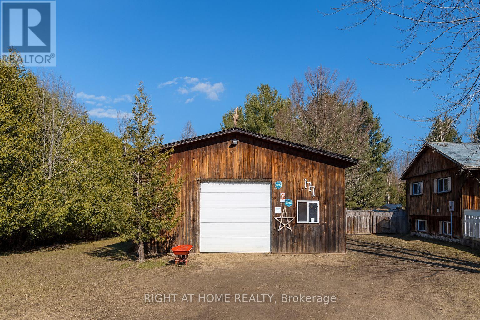 177 Medonte 2 Side Road, Oro-Medonte, Ontario  L0K 1E0 - Photo 4 - S12947570