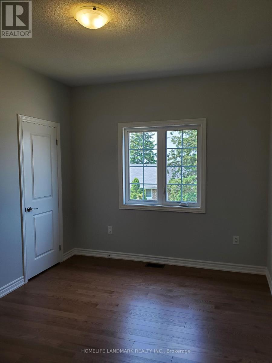 8 Greer Street, Barrie (Painswick South), Ontario  L9J 0R4 - Photo 13 - S12947638