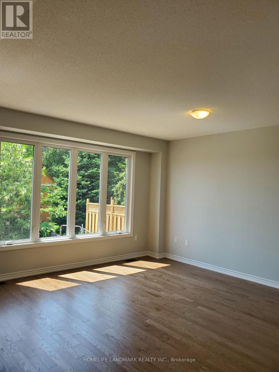 8 Greer Street, Barrie (Painswick South), Ontario  L9J 0R4 - Photo 8 - S12947638