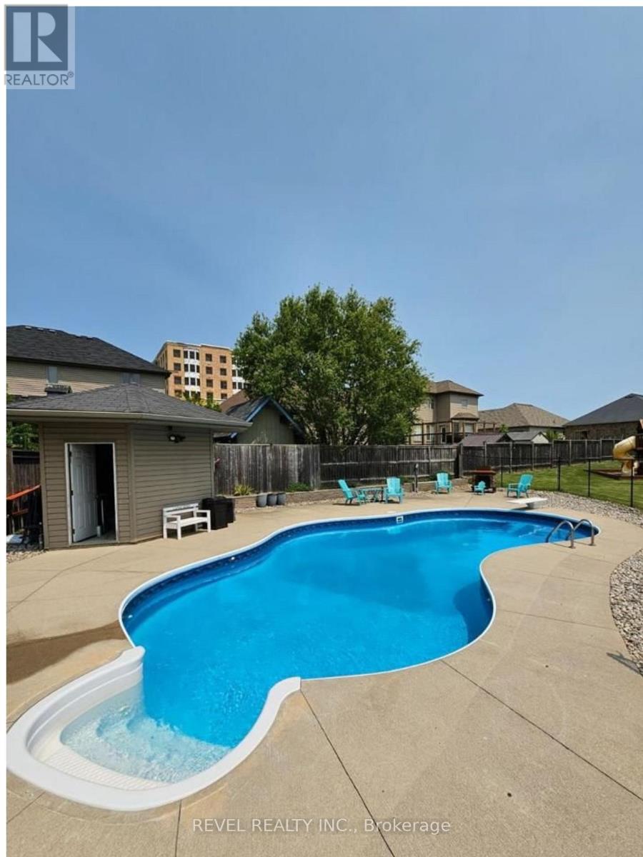 3190 Pincombe Drive, London South, Ontario  N6L 0B4 - Photo 46 - X12945976