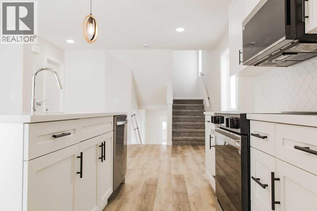 11407 95 Street, Clairmont, Alberta  T8X 0W9 - Photo 3 - A2294112