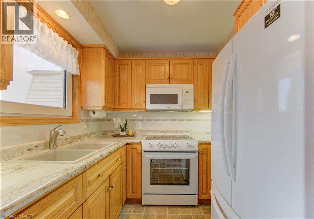 55 Coach Hill Drive, Kitchener, Ontario  N2E 1N7 - Photo 18 - 40812548