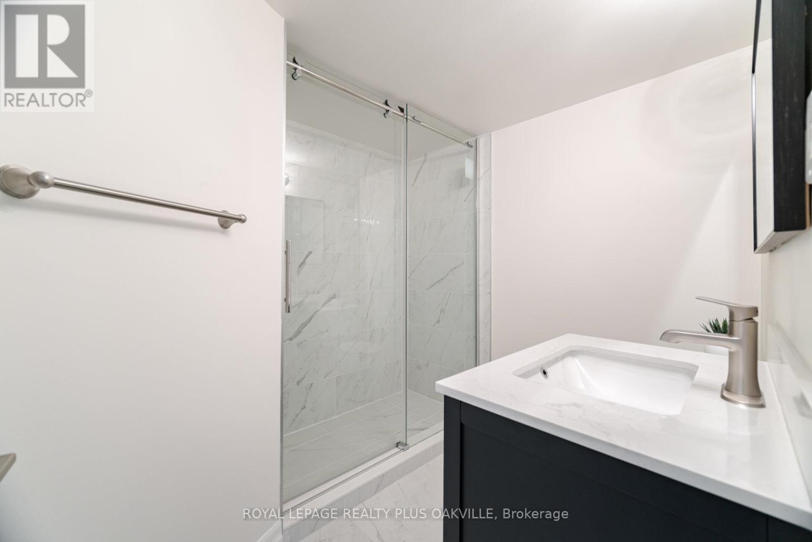 104 - 1225 North Shore Boulevard E, Burlington, Ontario  L7S 1Z6 - Photo 26 - W12947472