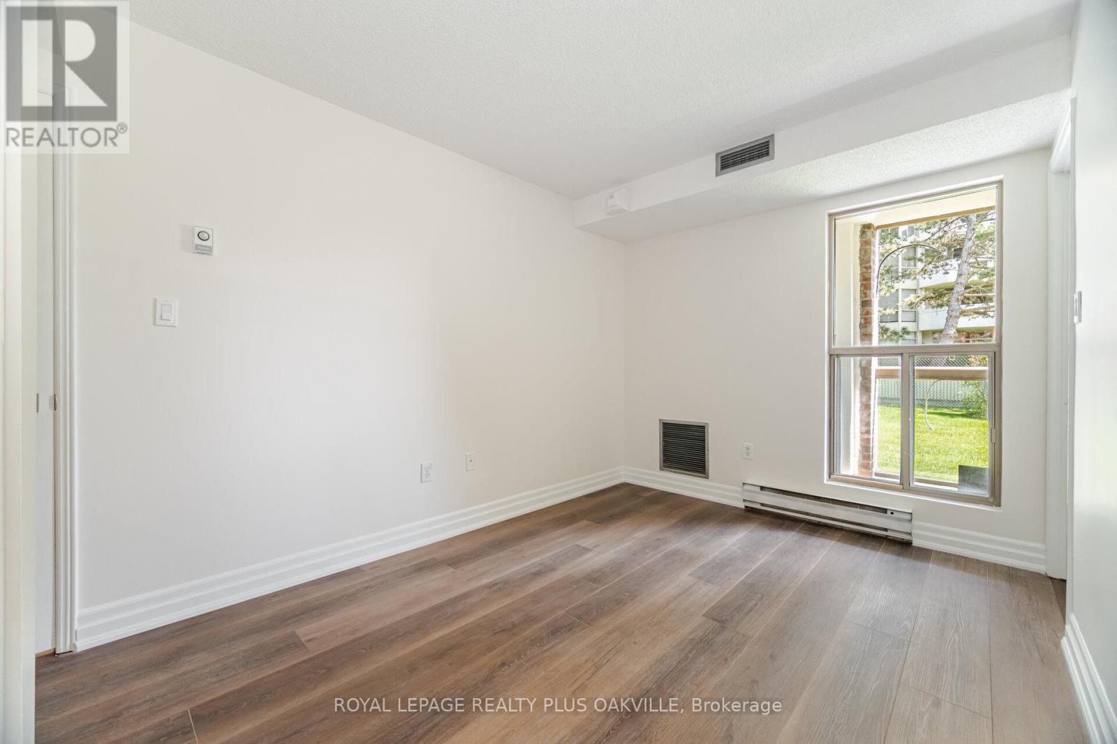 104 - 1225 North Shore Boulevard E, Burlington, Ontario  L7S 1Z6 - Photo 30 - W12947472