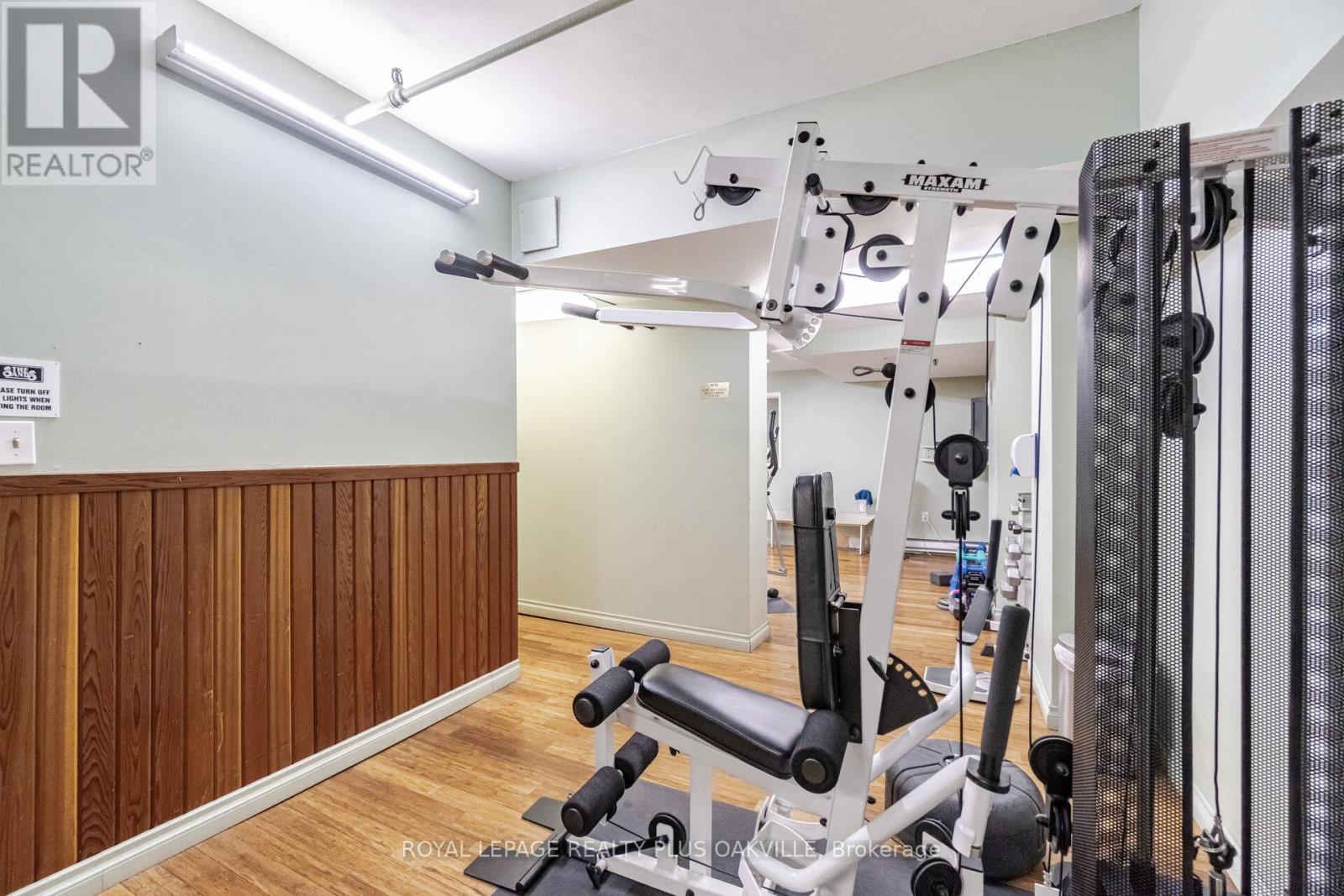 104 - 1225 North Shore Boulevard E, Burlington, Ontario  L7S 1Z6 - Photo 36 - W12947472