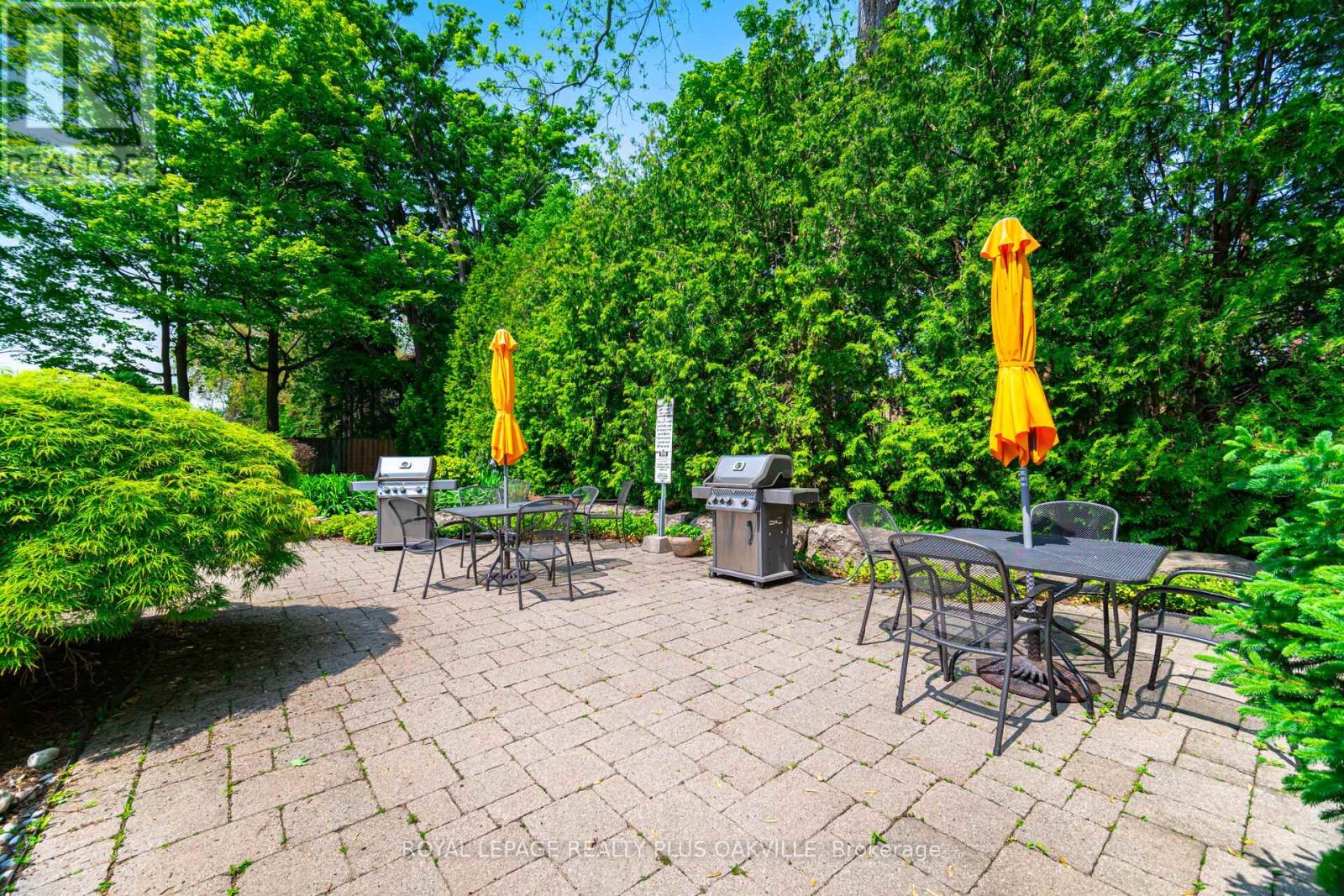 104 - 1225 North Shore Boulevard E, Burlington, Ontario  L7S 1Z6 - Photo 47 - W12947472