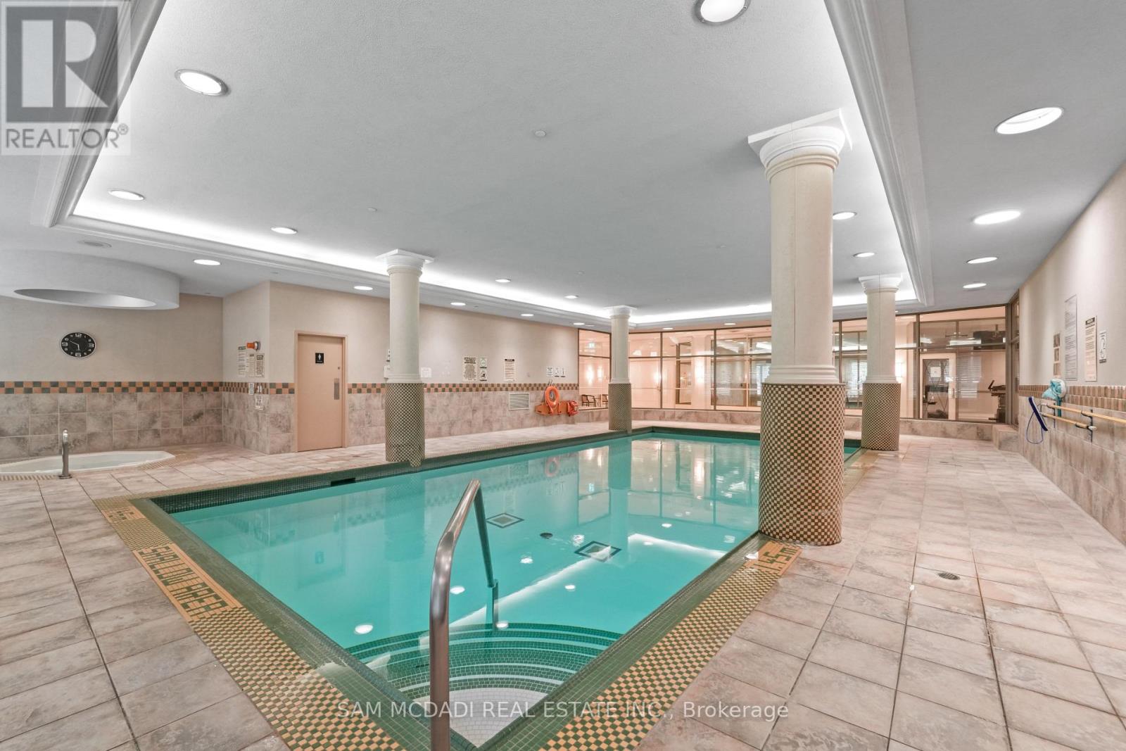 2002 - 5229 Dundas Street W, Toronto, Ontario  M9B 6L9 - Photo 23 - W12947480