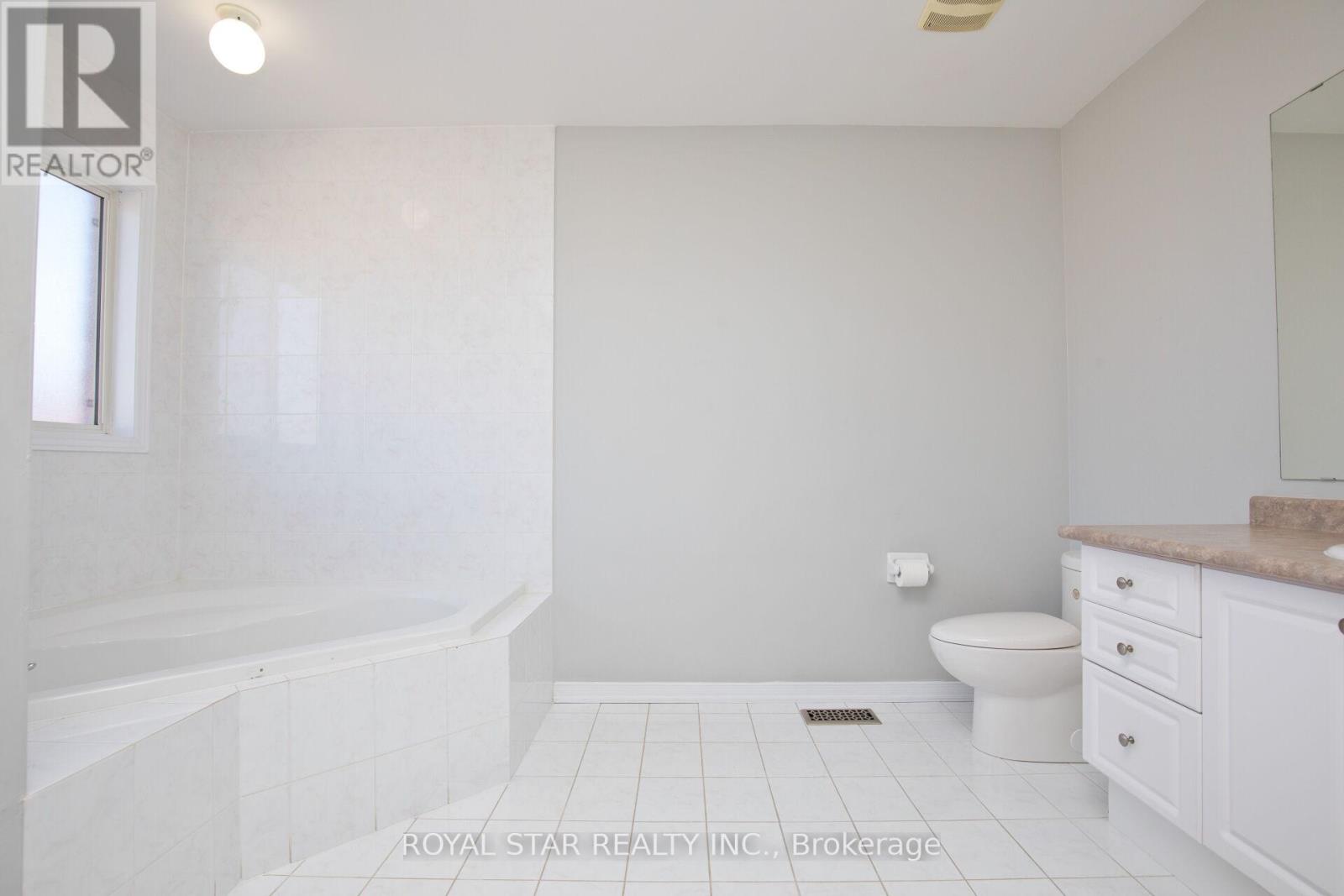 51 Cape Dorset Crescent, Brampton, Ontario  L6R 3K9 - Photo 25 - W12947506