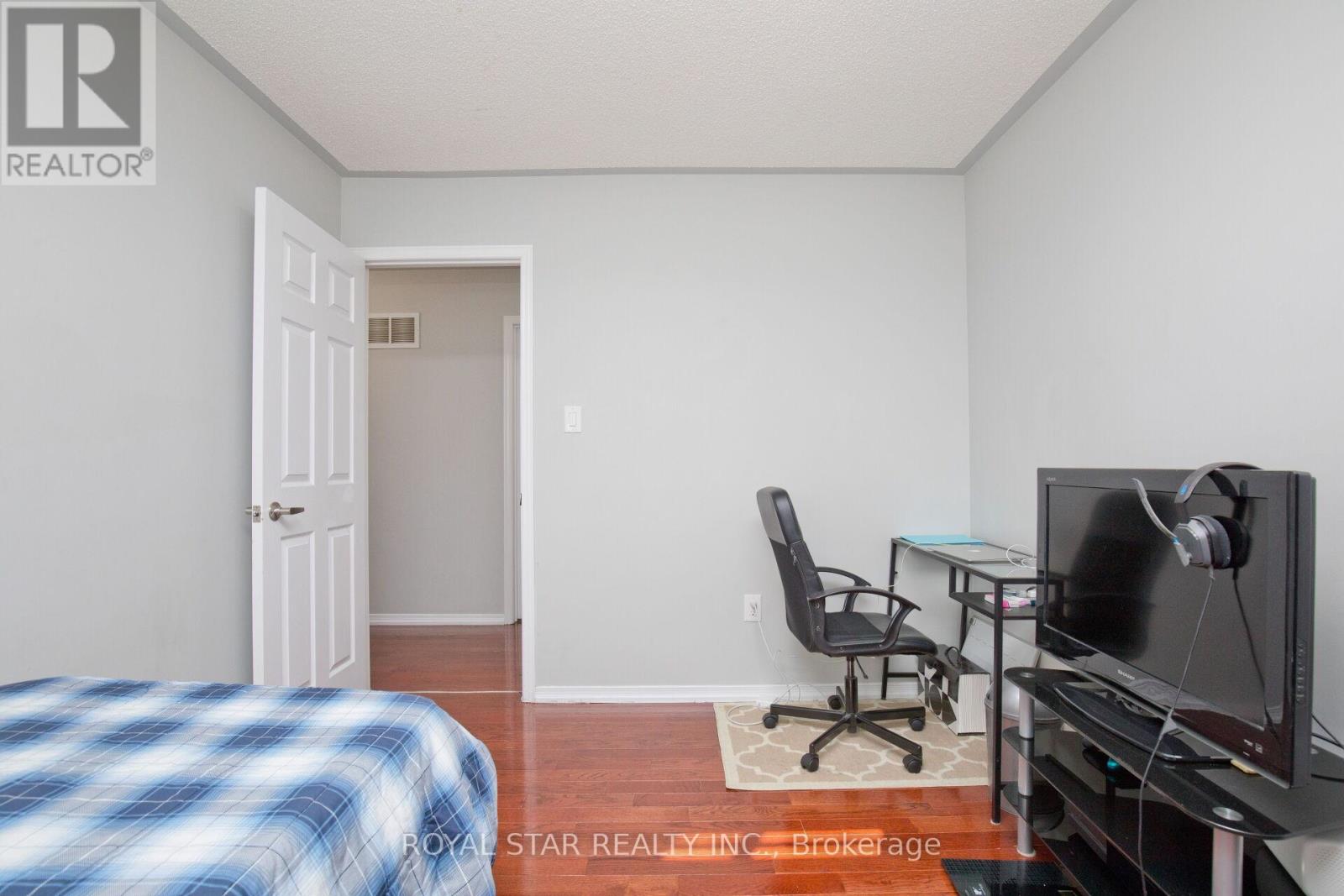 51 Cape Dorset Crescent, Brampton, Ontario  L6R 3K9 - Photo 36 - W12947506