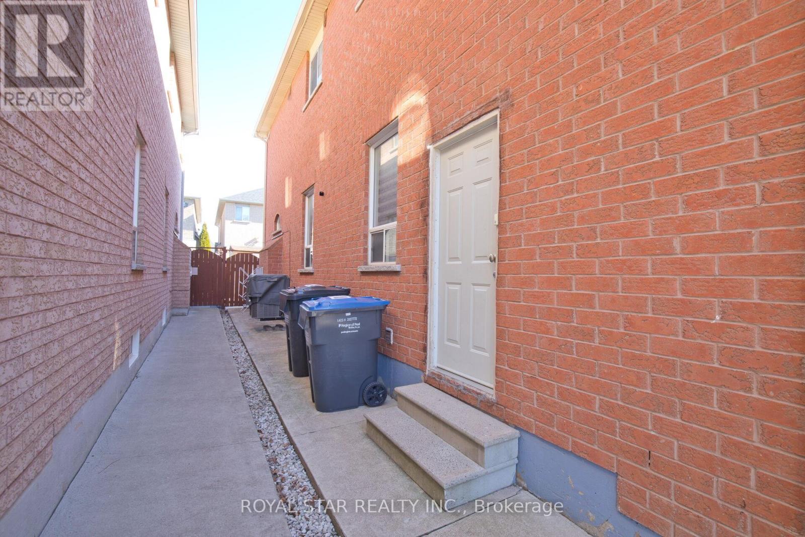 51 Cape Dorset Crescent, Brampton, Ontario  L6R 3K9 - Photo 46 - W12947506