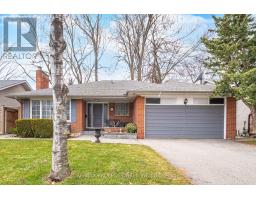 10 BOXWOOD ROAD, Toronto, Ontario