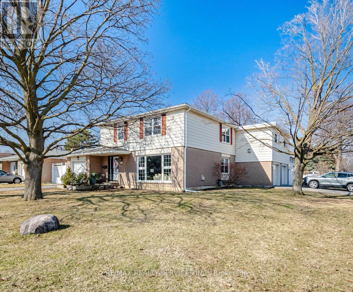 15 BRAEMAR DRIVE, Brampton, Ontario