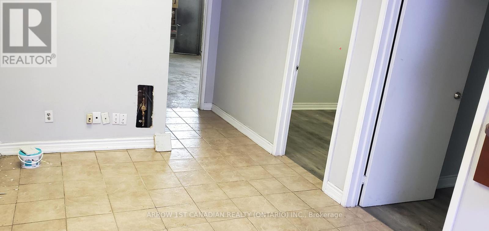 19 - 6033 Shawson Drive, Mississauga, Ontario  L5T 1H8 - Photo 3 - W12947630