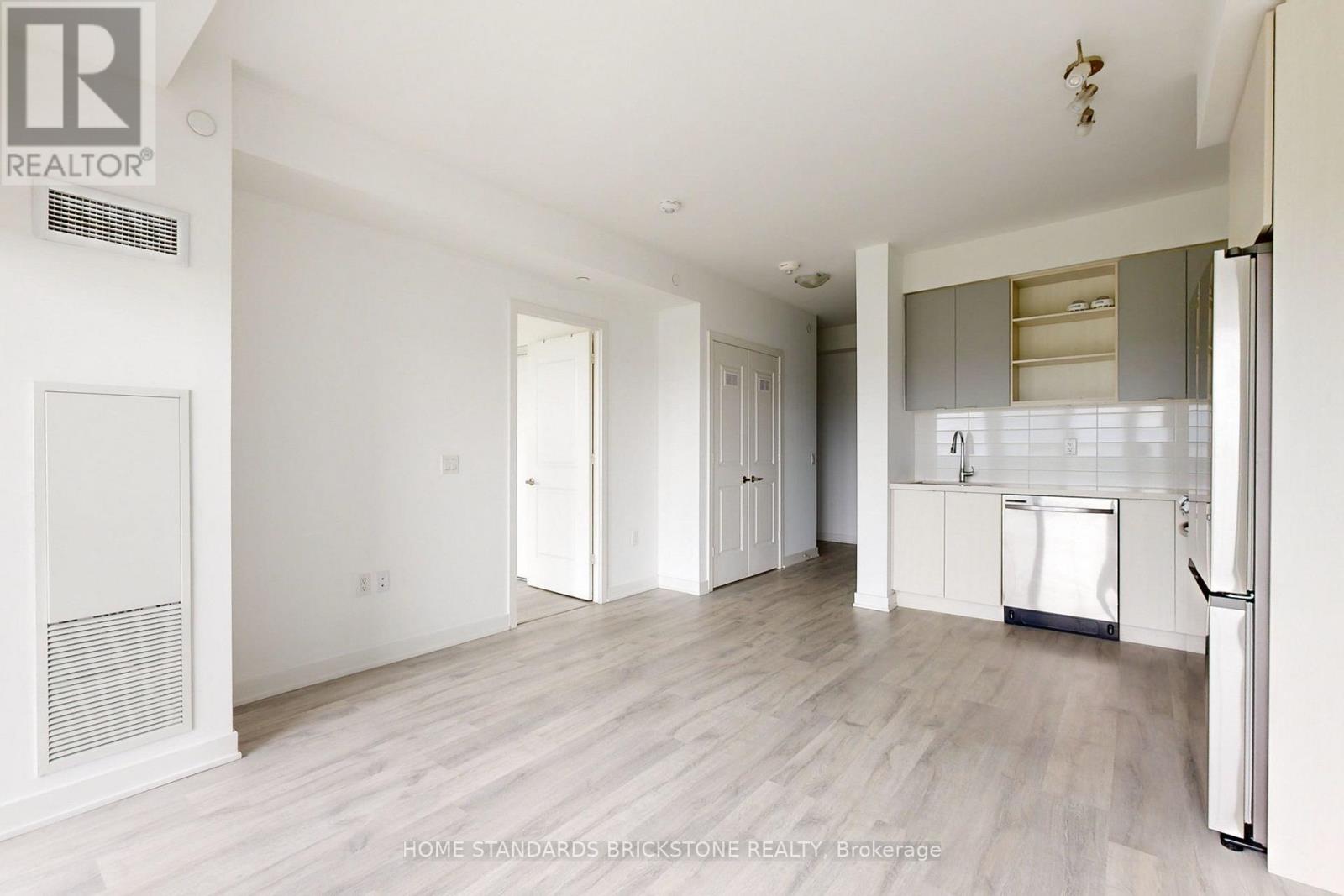 Unknown Address, ,     - Photo 20 - W12947682