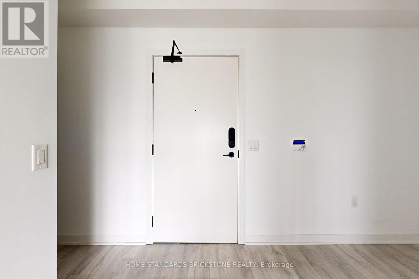 Unknown Address, ,     - Photo 4 - W12947682