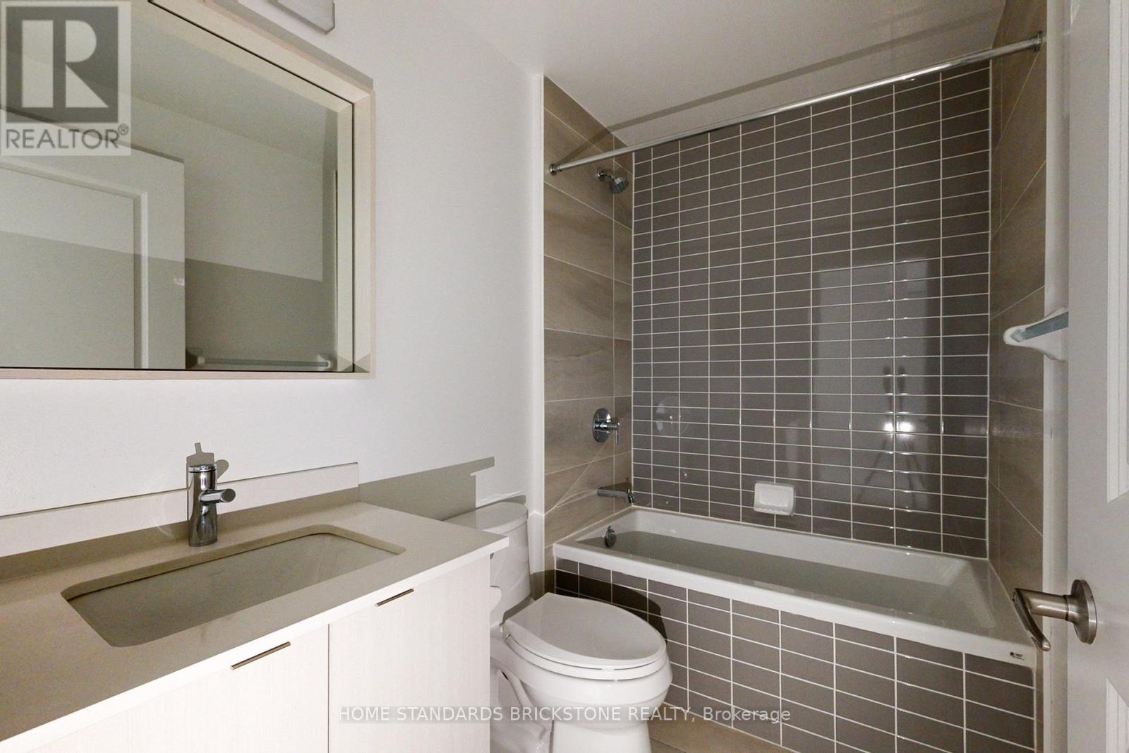 Unknown Address, ,     - Photo 8 - W12947682