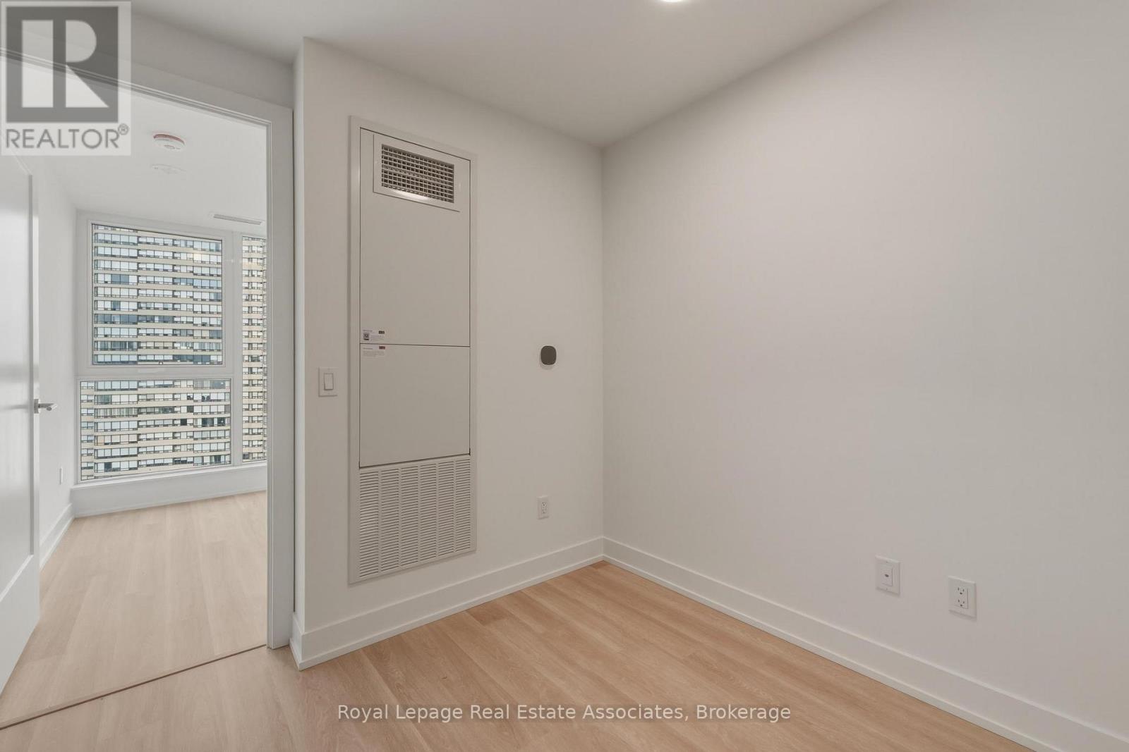 901 - 25 Cordova Avenue, Toronto, Ontario  M9A 0E5 - Photo 13 - W12947714