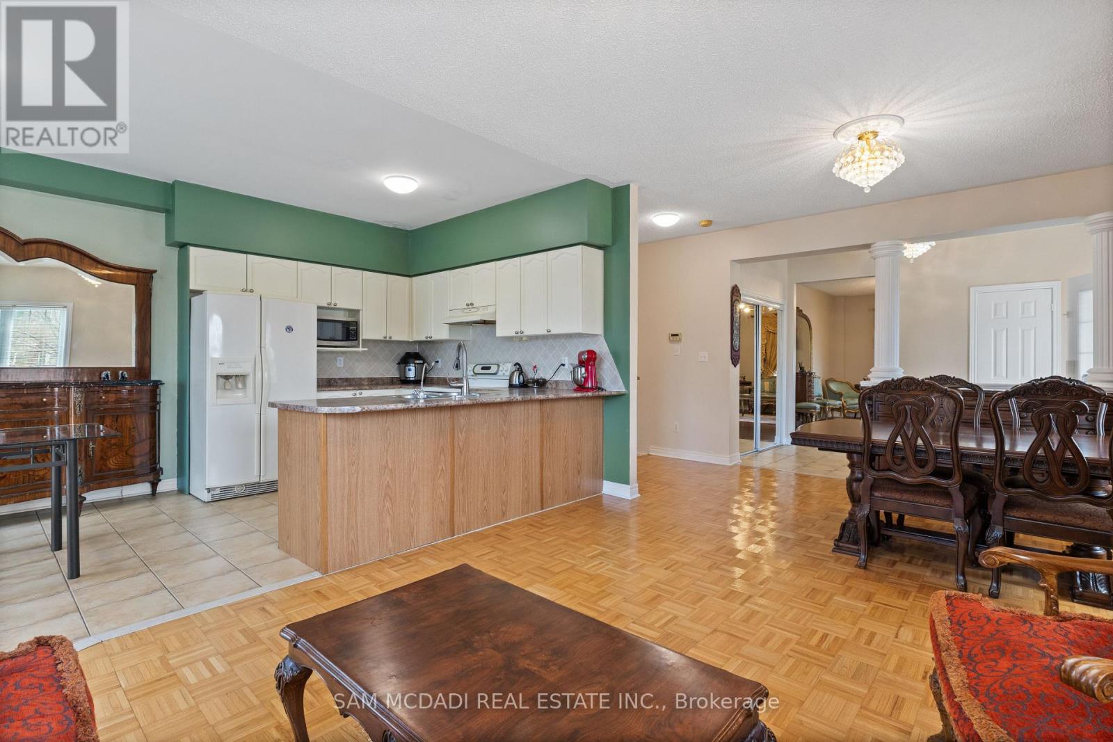 5625 Passion Flower Boulevard, Mississauga, Ontario  L5M 7N2 - Photo 10 - W12947718