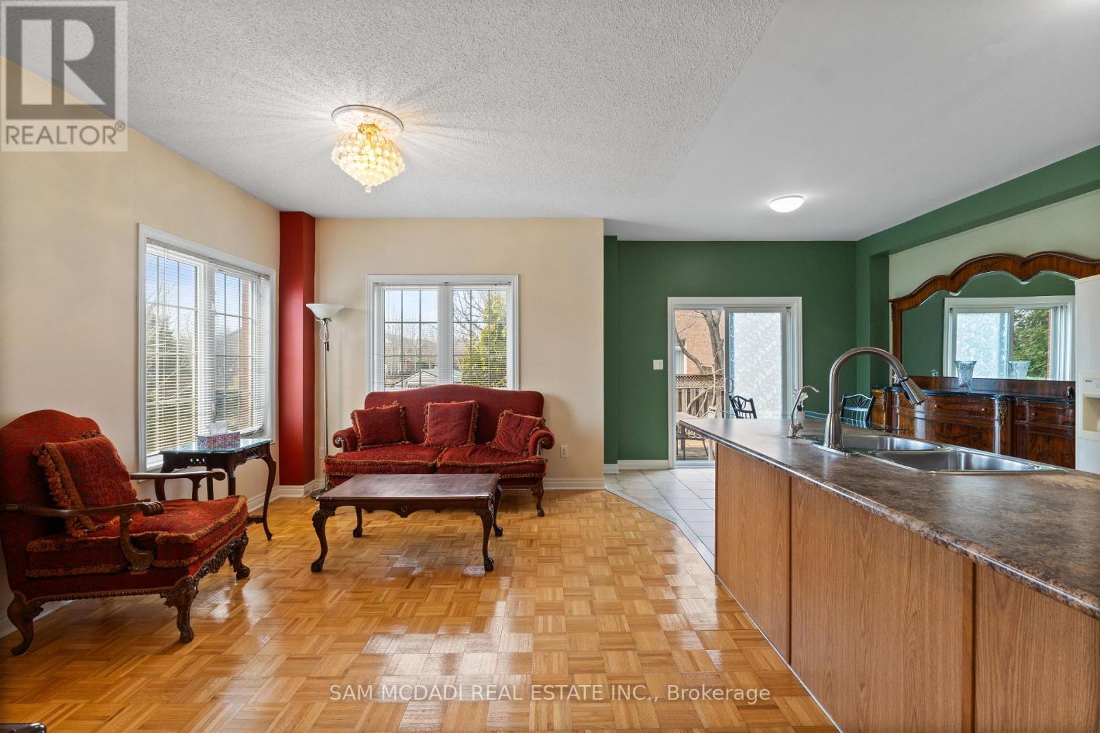 5625 Passion Flower Boulevard, Mississauga, Ontario  L5M 7N2 - Photo 8 - W12947718