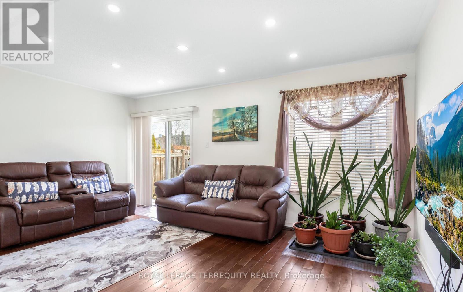 490 Orange Walk Crescent, Mississauga, Ontario  L5R 0A5 - Photo 16 - W12947720